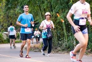 BIB: 8016
                            <button type="button" onclick="openModal(19115854)" class="btn btn-primary btn-sm float-right btn-popup" data-toggle="modal" data-target=".modal-high-quality">
                        <i class="fas fa-shopping-cart"></i> Add to Cart
                    </button>
                                            <button type="button" onclick="isThisMe(19115854, true)" class="btn btn-success btn-sm float-right btn-popup btn-isme hidden" data-toggle="tooltip" data-placement="bottom" title="นี่คือรูปของคุณใช่ไหม คลิกที่นี่เพื่อเอาเข้าอัลบั้ม">
                        <i class="fas fa-plus"></i> Add to album
                    </button>
                    <button type="button" onclick="isThisMe(19115854, false)" class="btn btn-warning btn-sm float-right btn-popup btn-isnotme hidden">
                        <i class="fas fa-ban"></i> Remove from album
                    </button>